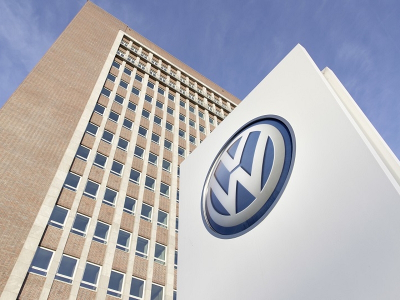 Volkswagen Headquarters Volkswagen headquarters raided again over diesel scandal | Automotive News